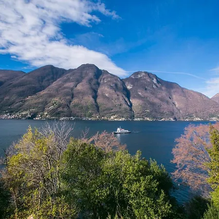 Sleeps 8 Pool Villa Nesso