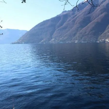 Villa Sleeps 8 Pool Nesso